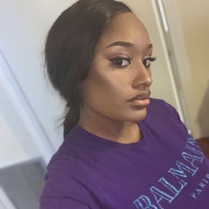 Meet your Posher, Monique